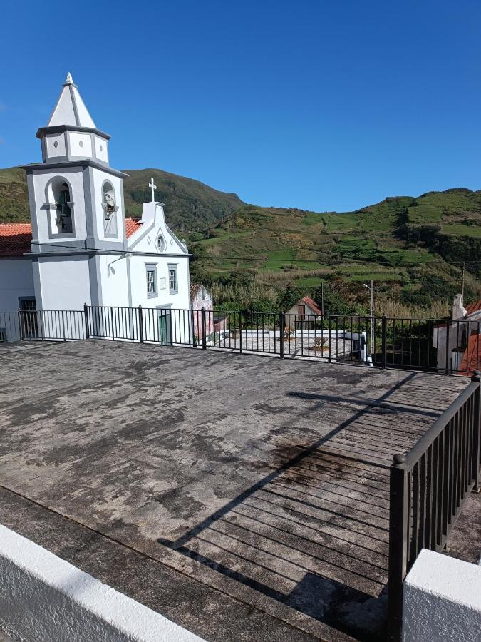 Alojamento Local M&I Lajes das Flores Buitenkant foto